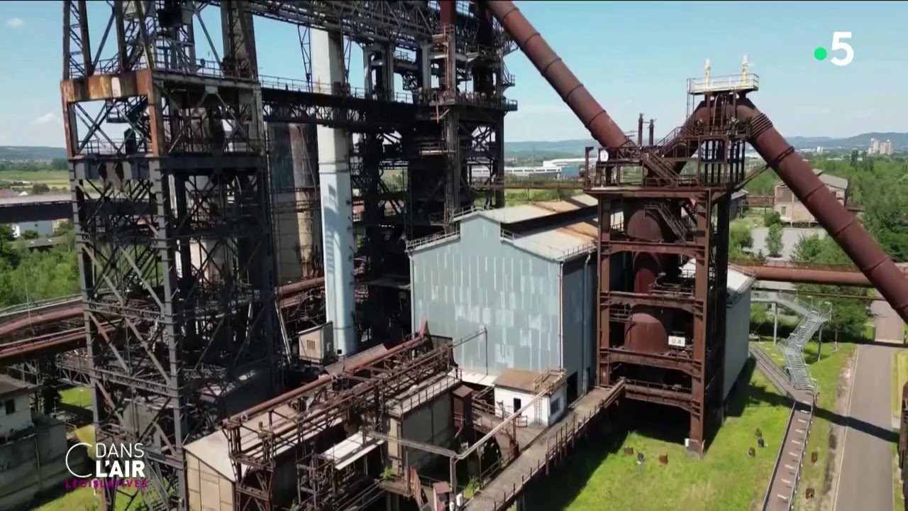 En Moselle, les déceptions politiques ont largement favorisé le RN - Reportage #cdanslair 27.06.2024