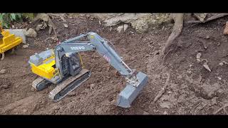 RC Volvo EC160E, CAT D6N Dozer in Canal Construction