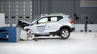 2021 Volvo XC40 updated moderate overlap front IIHS crash test