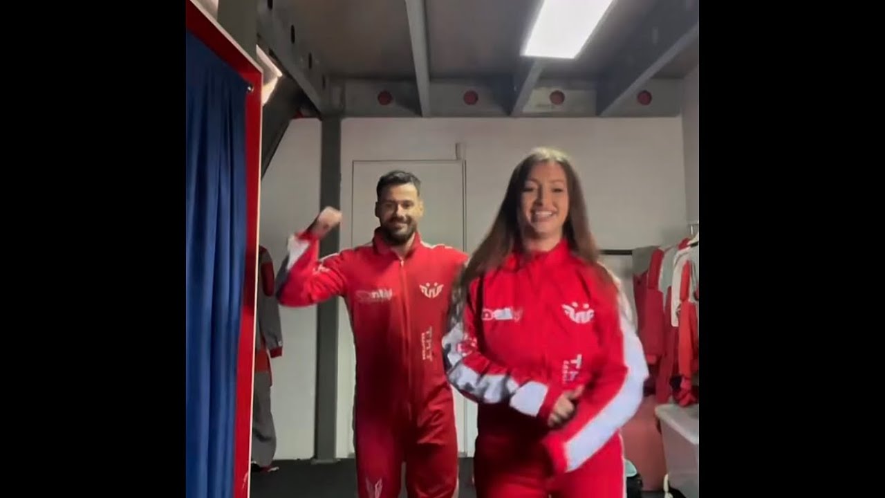 Adrenalină pură: Roberta și Andi au sărit cu parașuta‼️❤️