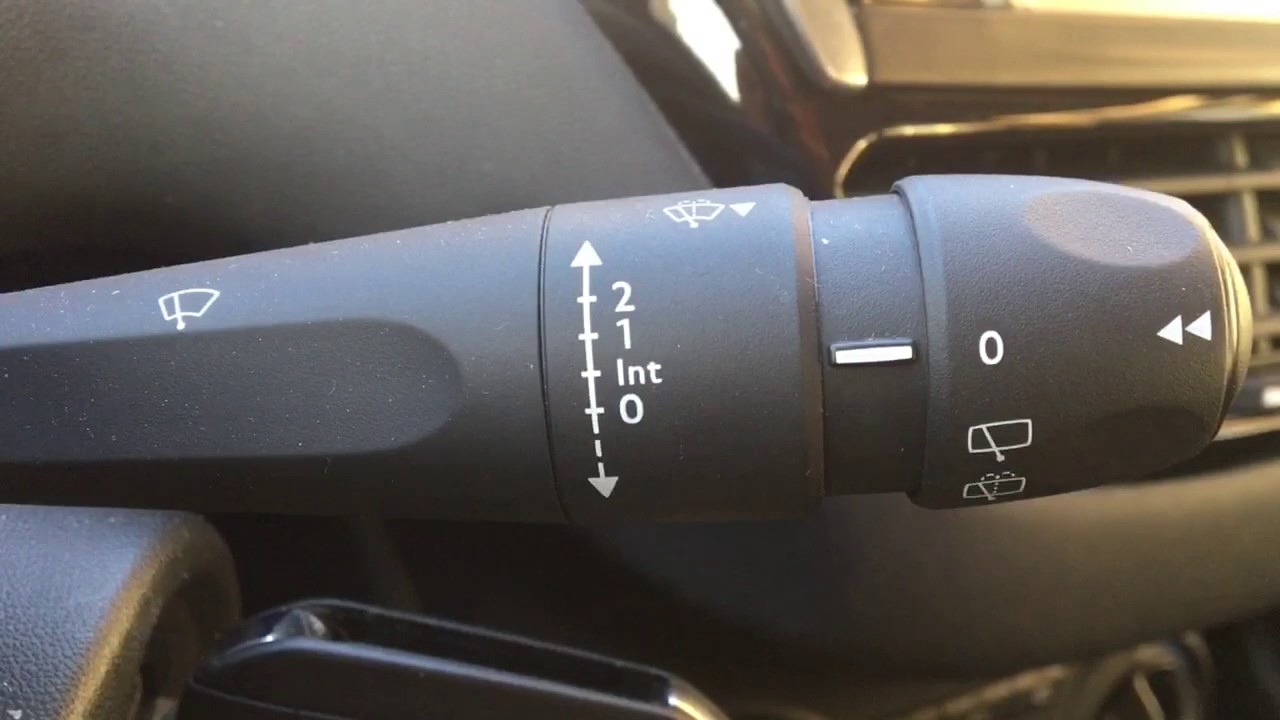 Esame pratico di guida patente B - luci e comandi dell'abitacolo