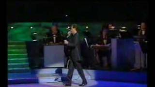 Video thumbnail of "Daniel O'Donnell Pretty Little Girl From Omagh"