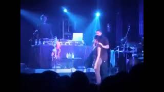 DRAKE KISS AND CARESSES A 17 YEAR OLD FAN