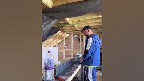 Lead flashing making for dormer windows