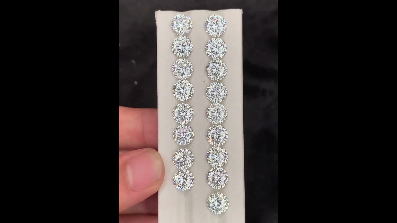 Beautiful Moissanite ✨ | 30.90 Carats | 8mm | Brilliant Sparkle 💎