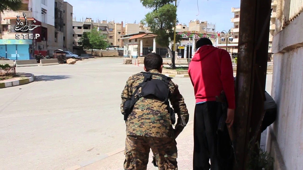 خطوة || اشتباكات عنيفة في مدينة القامشلي بين الوحدات الكردية وقوات النظام