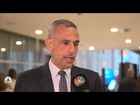 الرئيس التنفيذي ل  القابضة من الصعب أن نشهد طروحات أولية خلال أسبوعين مقبلين