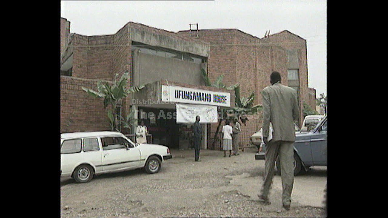 KENYA: PRESIDENT MOI TO MEET WITH IMF AND WORLD BANK TO SECURE LOAN