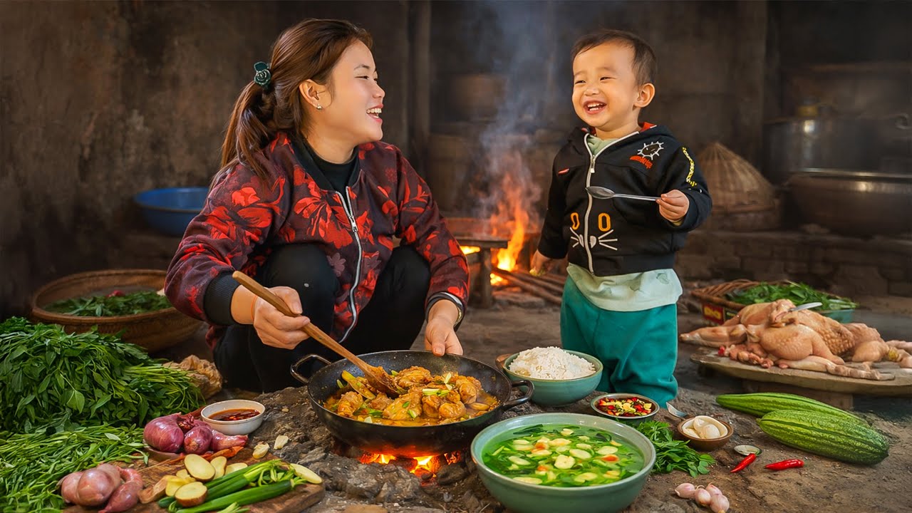 Cozy Dinner of Single Mother Trieu Thuy- Cooking Together with Her Son | Loofah Harvest | Daily Life