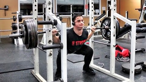 455 Pause Squat - Nick Wright