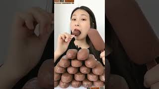 فتاة تأكل أكثر من عشر آيس كريم 🍦🍦 screenshot 5
