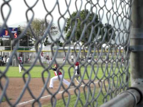 Ethan Hitting a single. Pinto division Yankees.