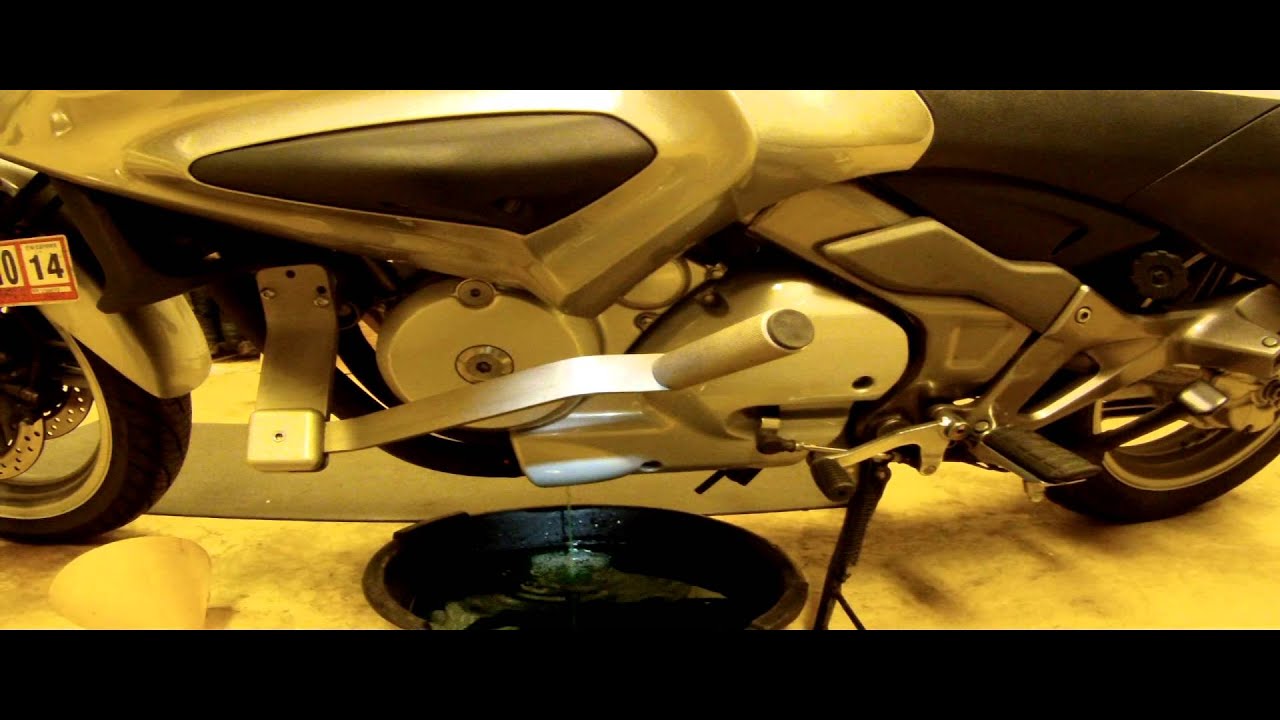 NT700V Engine Coolant Maintenance: Part 02 - Draining