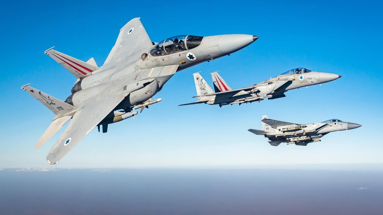 המדריך לעליונות אווירית: איך כובשים שמיים של מדינה אחרת?