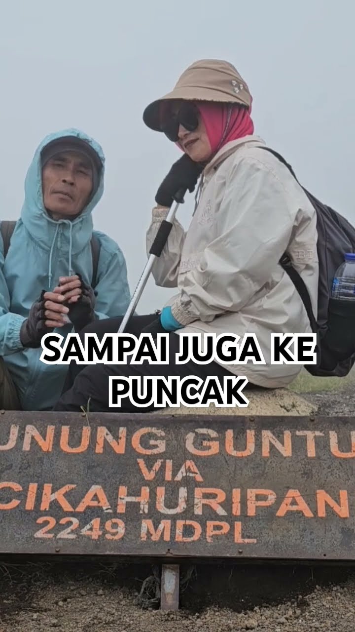 Puncak Gunung Guntur Garut
