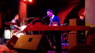 Peter Wolf Crier - "Beach" (live @ The Whole, MPLS MN)