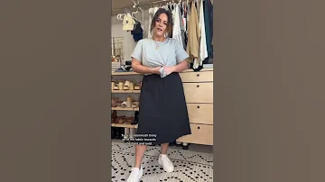 Basic T Shirt Style Hack DIY Fashion Hack For T Shirts How To Upgrade A Basic Tee Midsizestyle 