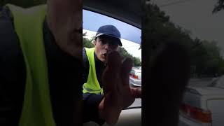 Sumqayıtda 5-Ci Mik-Da Magazaların Qarşısında Qeyri Qanuni Dayanacaqlar Fəaliyət Göstərir.