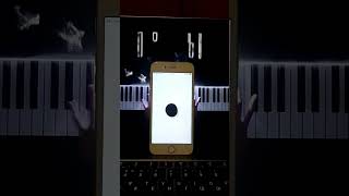 The drop dances to the music (Ferrofluid iPhone app)