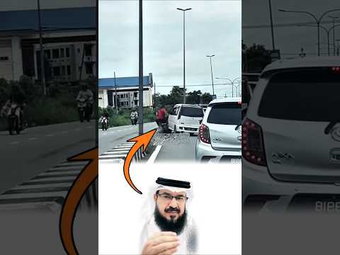 من أراد بك شر ا فإن الله يراك ويراه فيصرف عنك أذاه بلطفه الخفي اكسبلور Shorts