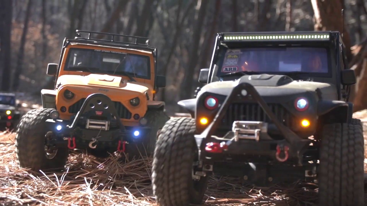 1/10 Axial SCX10 II | Jeep Wrangler Rubicon JK x 4 | Mountain trail -  YouTube