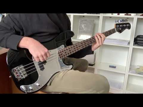 thin-lizzy---the-boys-are-back-in-town-[bass-cover]