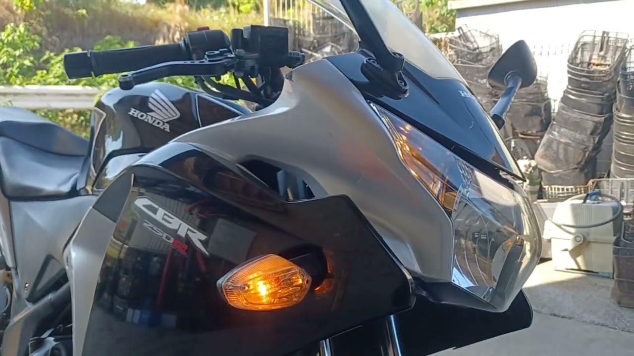 CBR250R MC41 56167km - YouTube