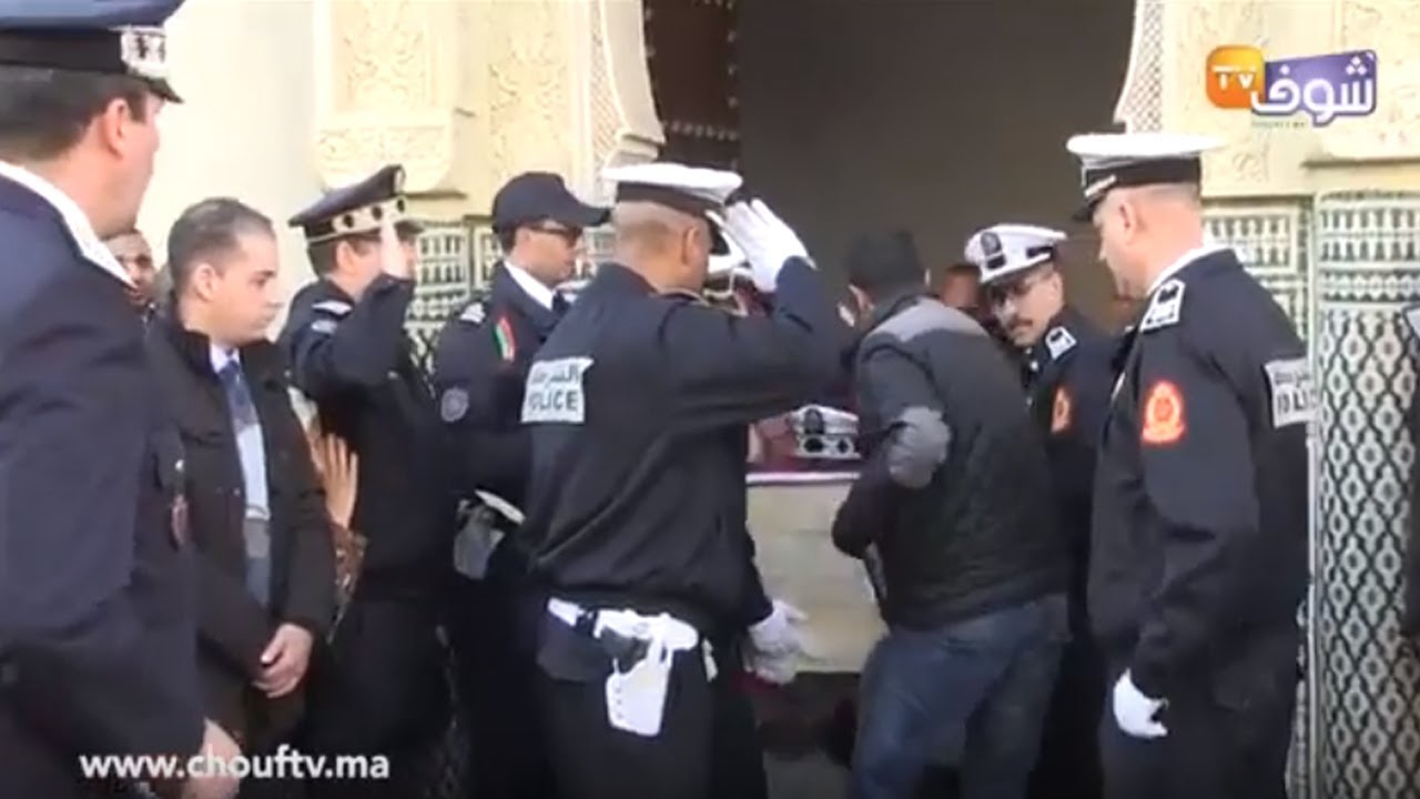في أجواء مؤثرة..والي أمن فاس يحضر جنازة الضابط الممتاز اللي مات مقتول فحادثة سير خطيرة