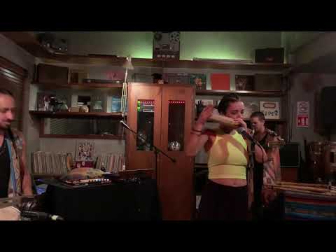 Huaira - Colibria Darks (Live at Departamento)