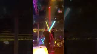 Burak Bulut & Kurtuluş Kuş - Es Deli Deli live in Alanya