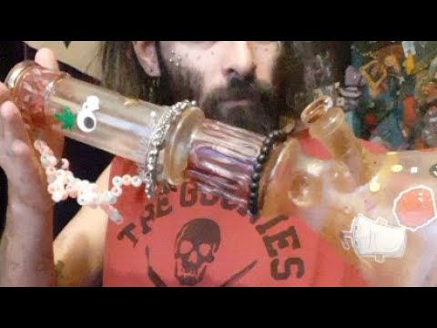 Easy way to clean any dab bong and keep your relclaim - YouTube