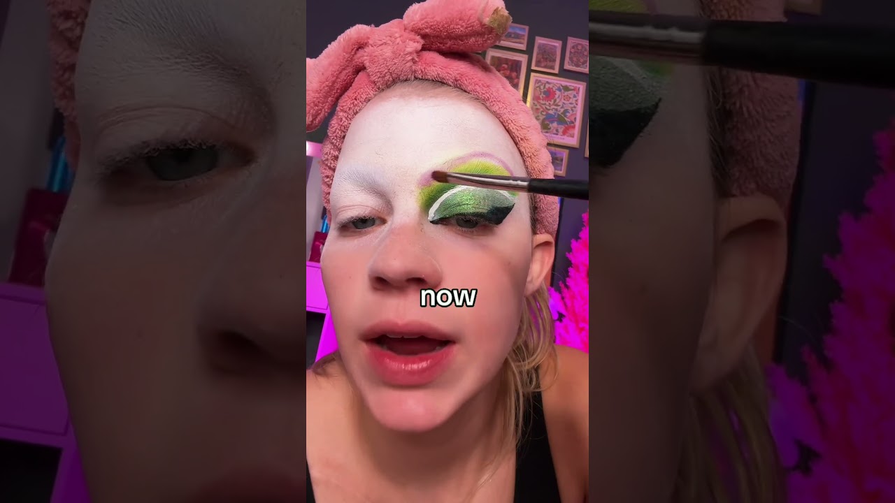 STINKYASHER drew me a makeup look? *clowning around*