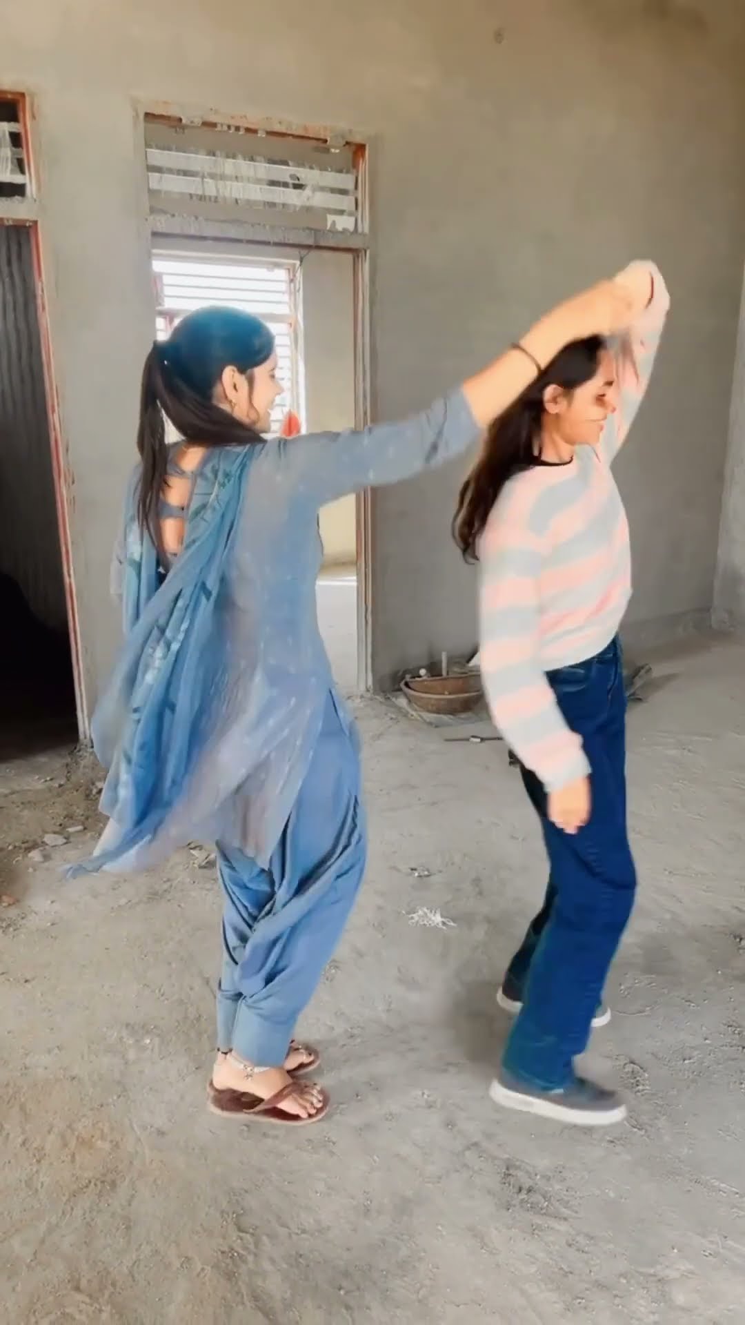 हमे तुमसे हुआ है प्यार #shortsdance #meenu #trending