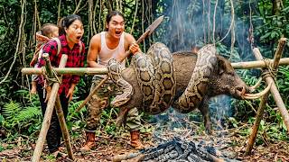 Giant Python Attacked My Piglets! Shocking Farm Rescue - Delicious Roast Chicken | SURVIVAL ALONE