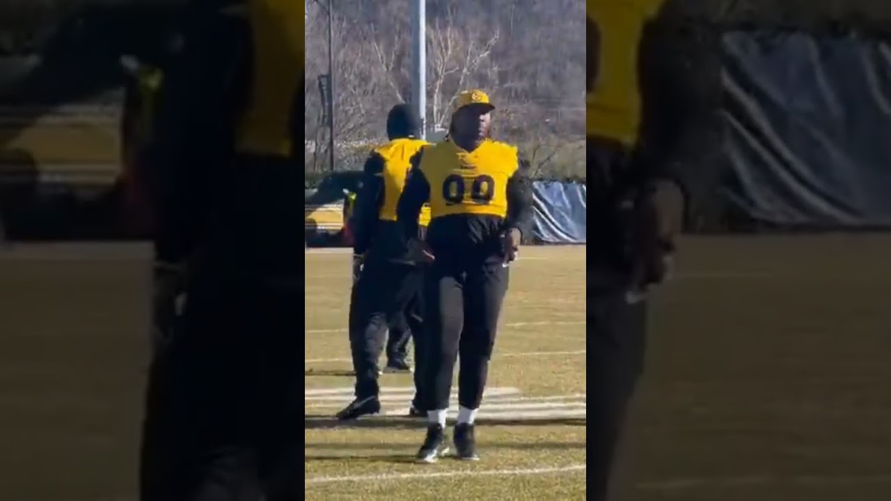 Larry Ogunjobi back at practice!