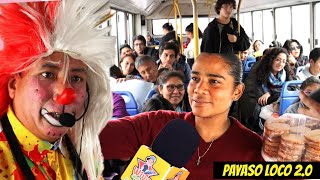 WIWI did it again... a VENEZUELAN WOMAN HAPPY to sweeten passengers with alfajores.
