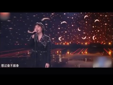 #李雪琴 #脱口秀 # 演唱毛不易原唱歌曲《像我这样的人》一建钟琴，到底是哪个王建国呢？