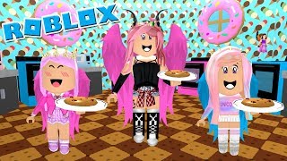 Playing MeepCity With My Twins!  Roblox: 🍁 MeepCity 🍁 Royale Elementary School screenshot 4