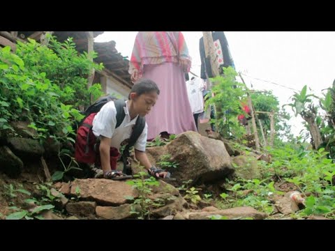 Vídeo: Cuatro Niños Superan Obstáculos épicos Para Llegar A La Escuela