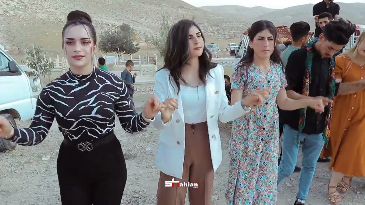 جماعية بيرفات (الفنان مراد شنكالي و الفنان ايزدين شنكالي و الفنان شيخ كمال)تصوير شهيان فيديو (جزء 2)