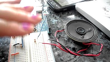 Arduino: Theremin and Photo Resistor