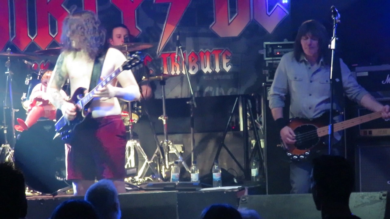 Dirty DC- Crabsody in blue. - YouTube