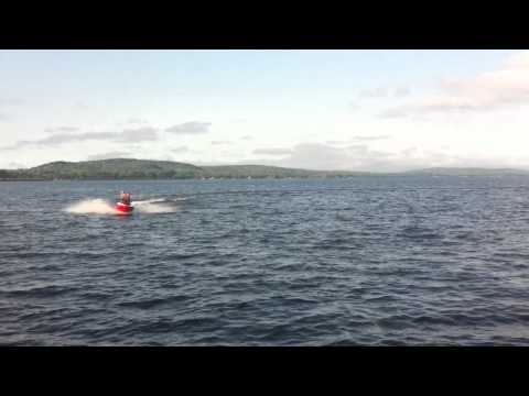 Awesome Frisbee Catch on a Jetski!