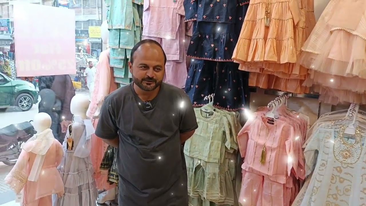 Part. 2..bachon k kapron ki shandar variety |bohat he khubsurat dresses | qeemet bohat munasib