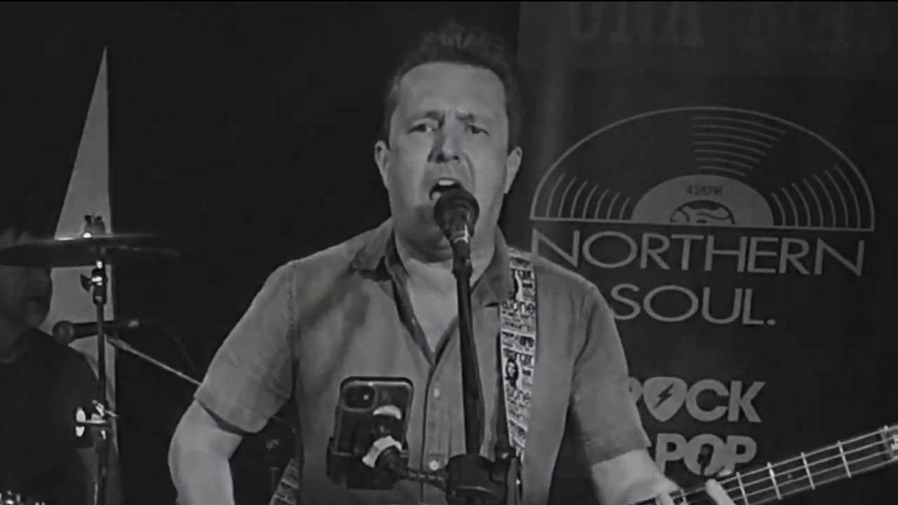 ‘Una Más’ featuring Mike Surman at the Oasthouse 2023