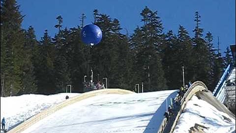 2010 Olympic Ski Jumping-human flight.AVI