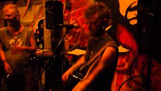 TOUF (Desfiottes) - Not born to loose @ Labo Bean