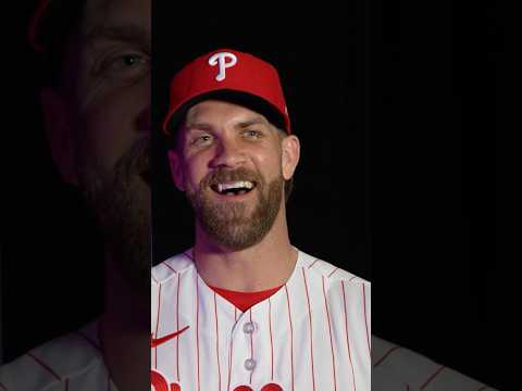 The Phillies are hiring a new social media intern 🤣