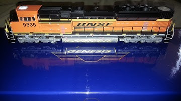 Athearn Genesis SD70ACe / ESU LokSound Decoder Installation Series with LED Lights