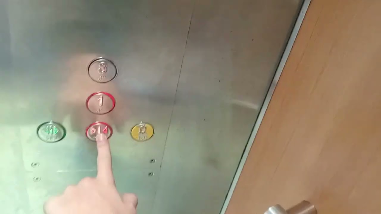 IFE Traction elevator at Bukis restaurant Singapore 